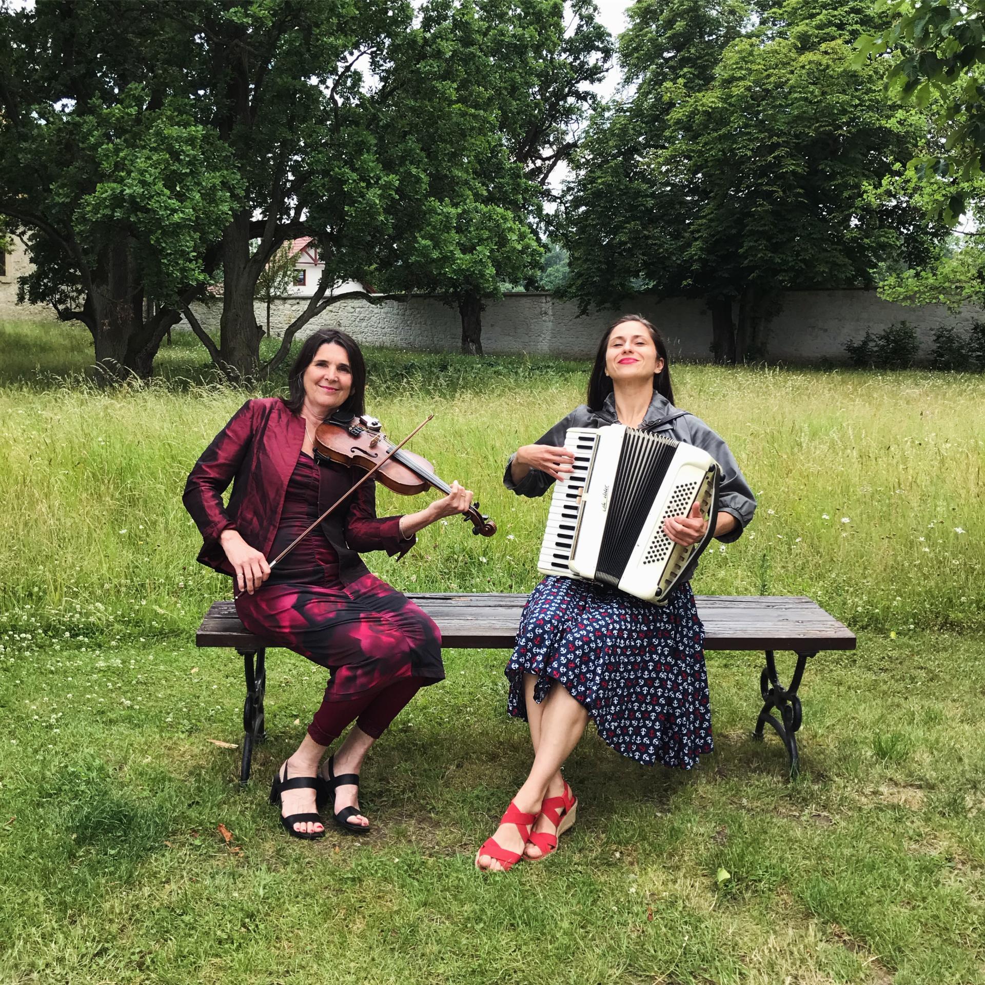 Hudební vystoupení pro děti – duo A&A